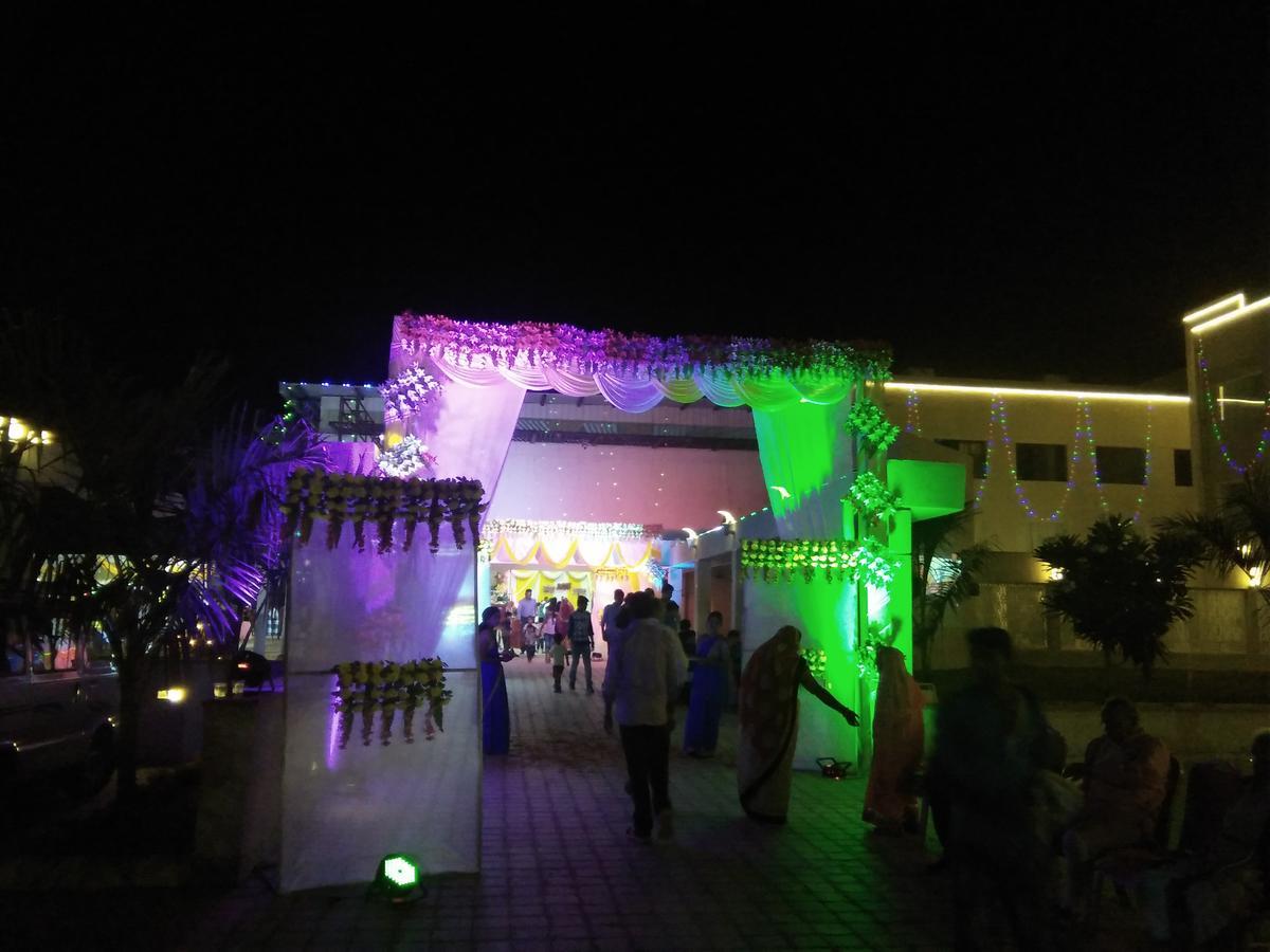 Silver Estate Resort Tikamgarh Kültér fotó